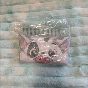 NWT loungefly pua wallet